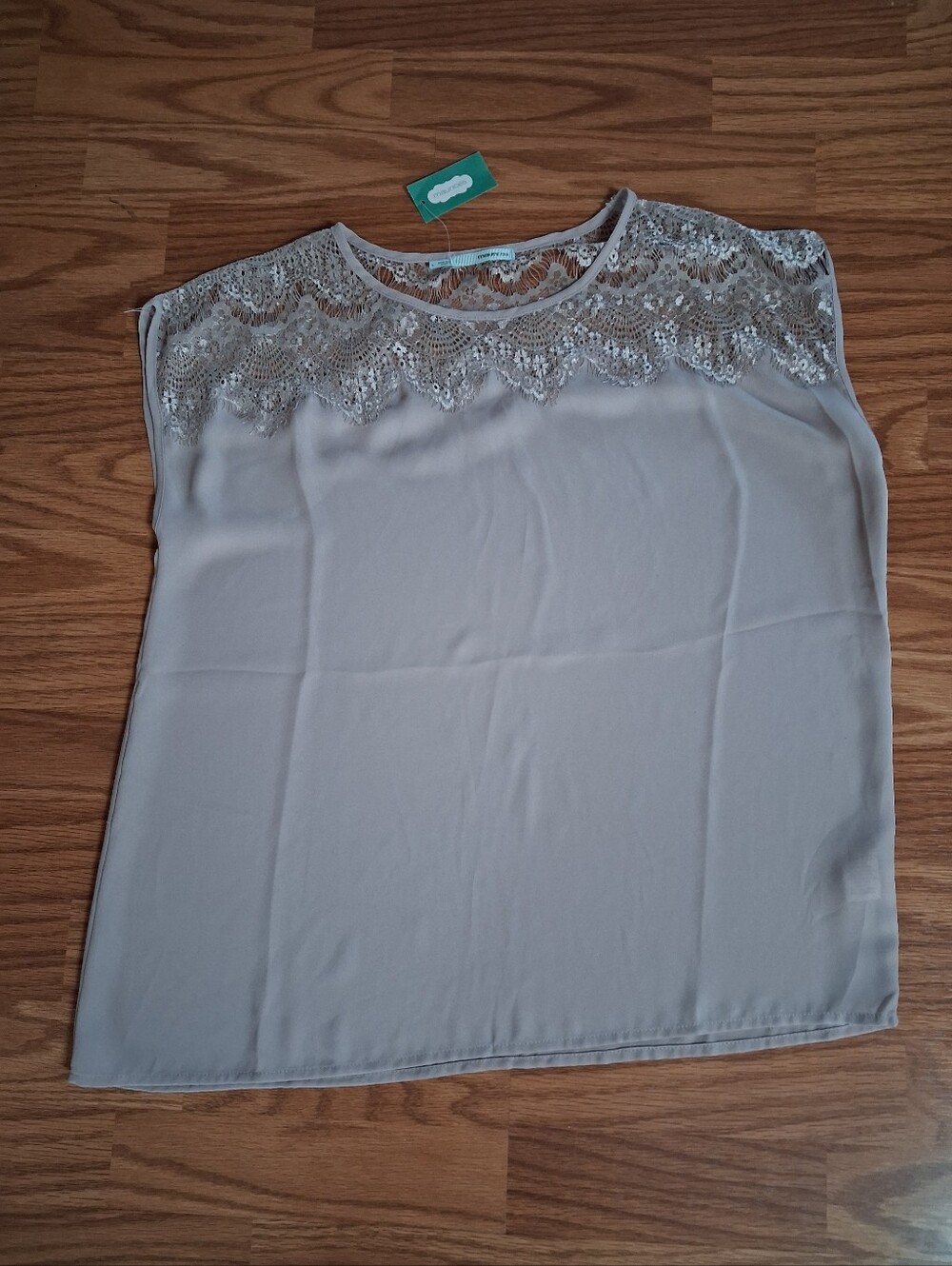 Nwt Maurices Lace Yoke Sleeveless Top - Beige Gray Size L